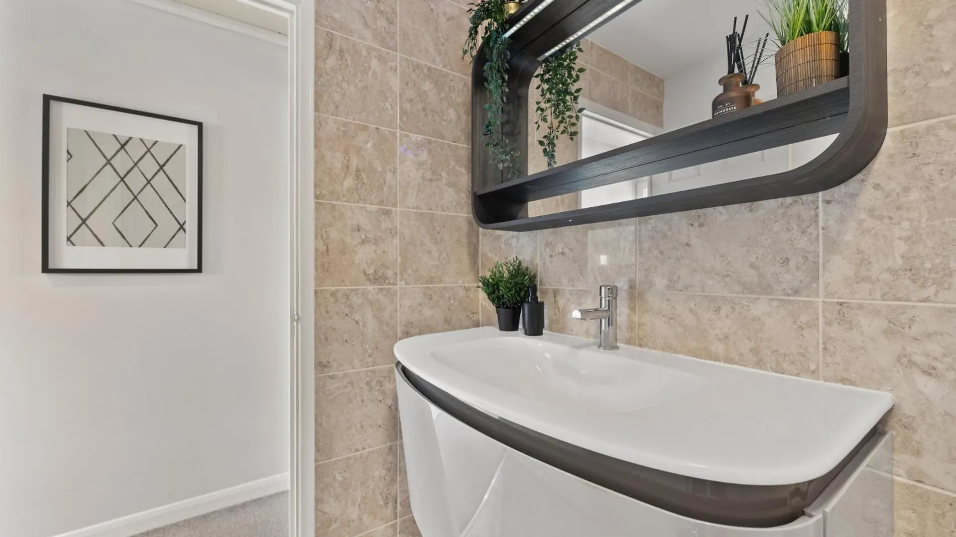 Semesterbostad Modern 2-Bedroom House - Garden - Parking Cambridge Storbritannien